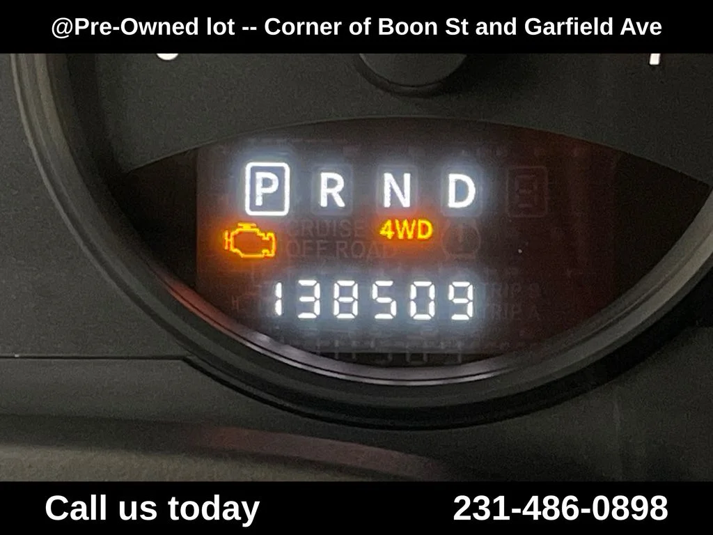 Used 2014 Gray Jeep Latitude image 26