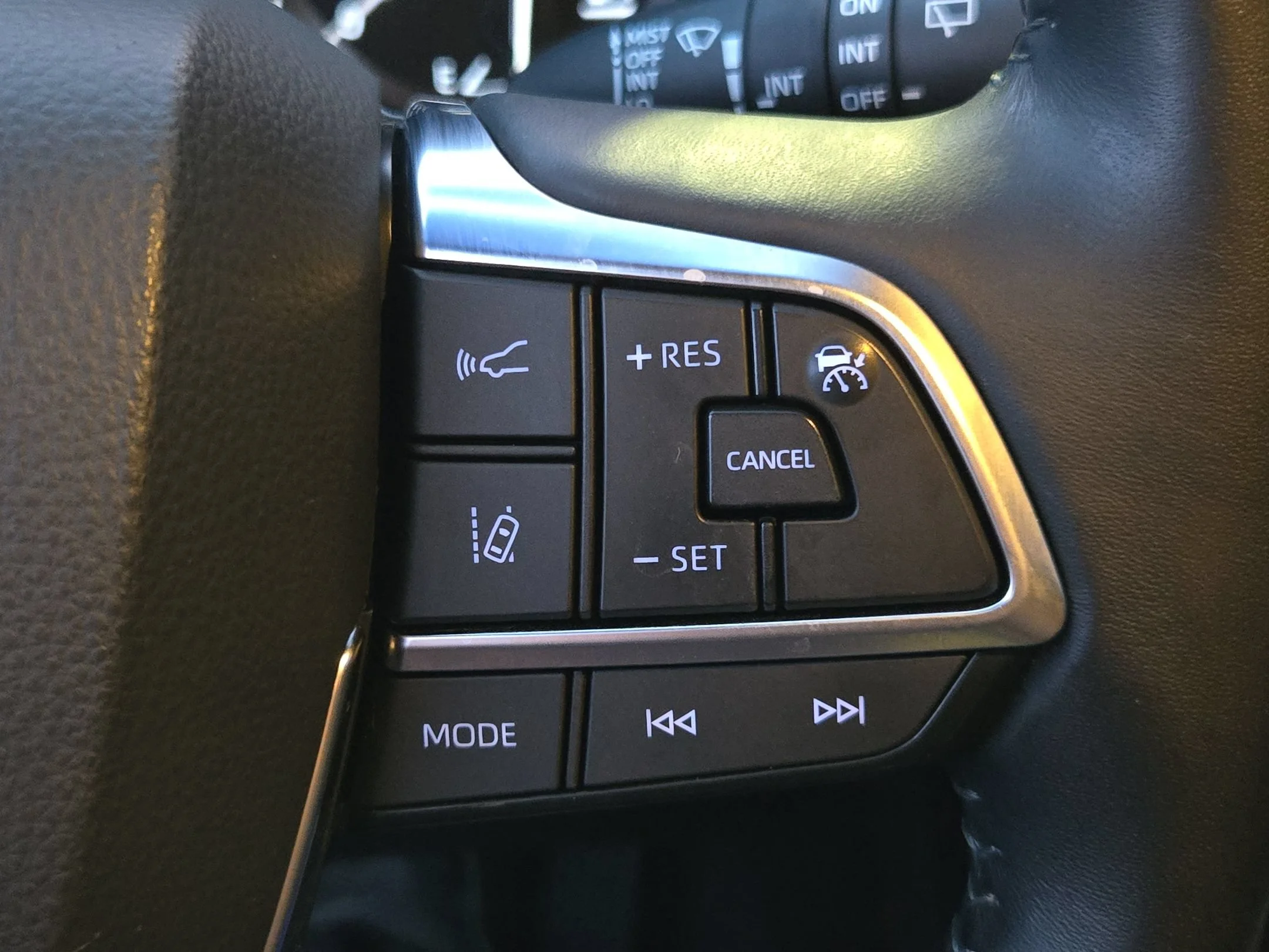 Used 2021 Midnight Black Metallic Toyota XSE image 29