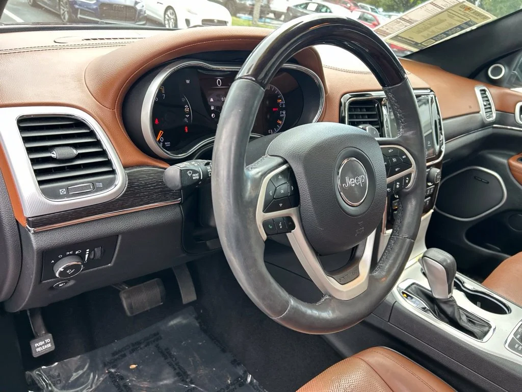 Certified Used 2019 Velvet Red Pearlcoat Jeep Summit image 24