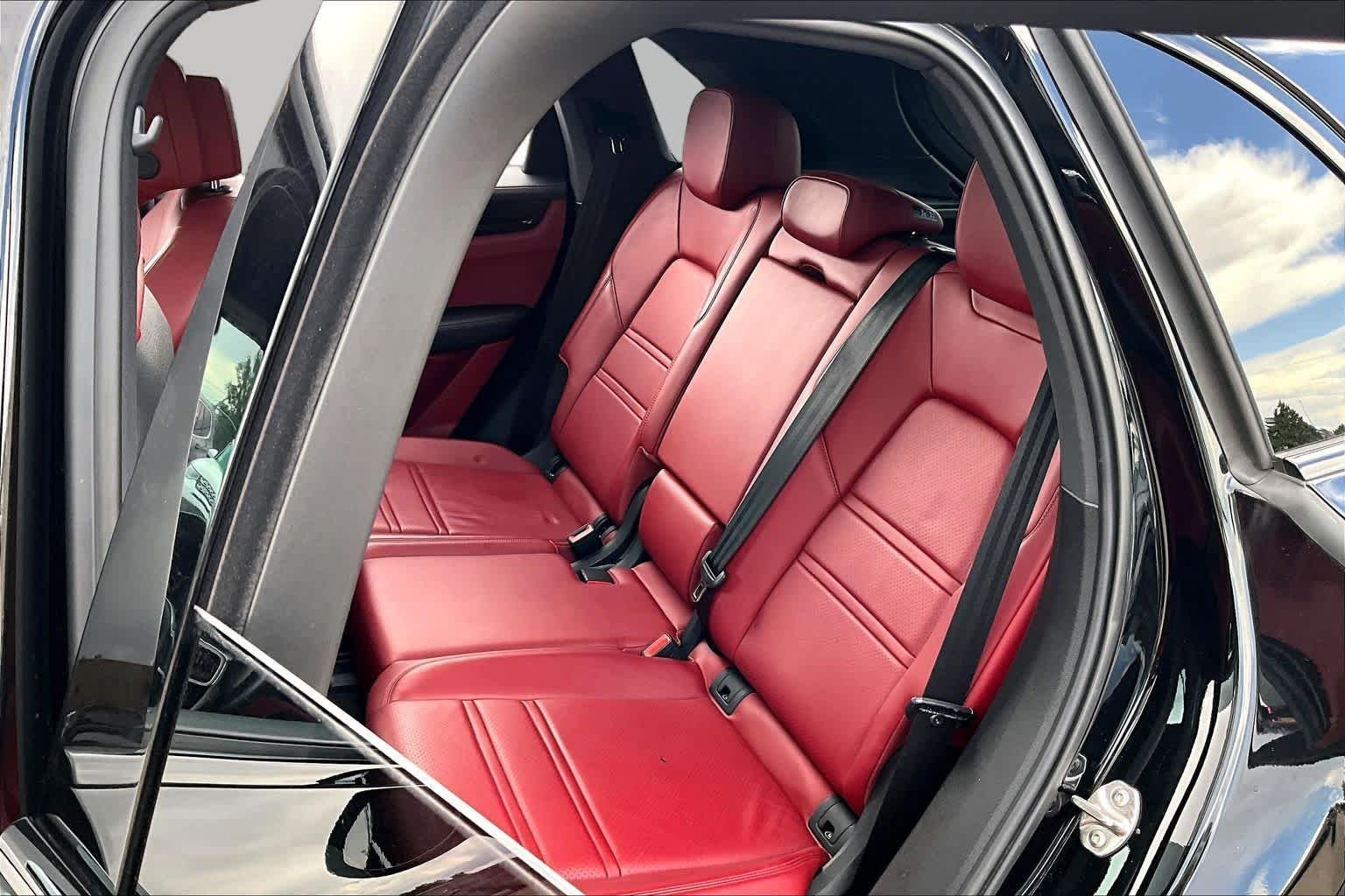 Used 2019 Black Porsche  image 17