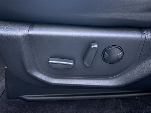 2023 Ford Expedition XLT - Photo 12