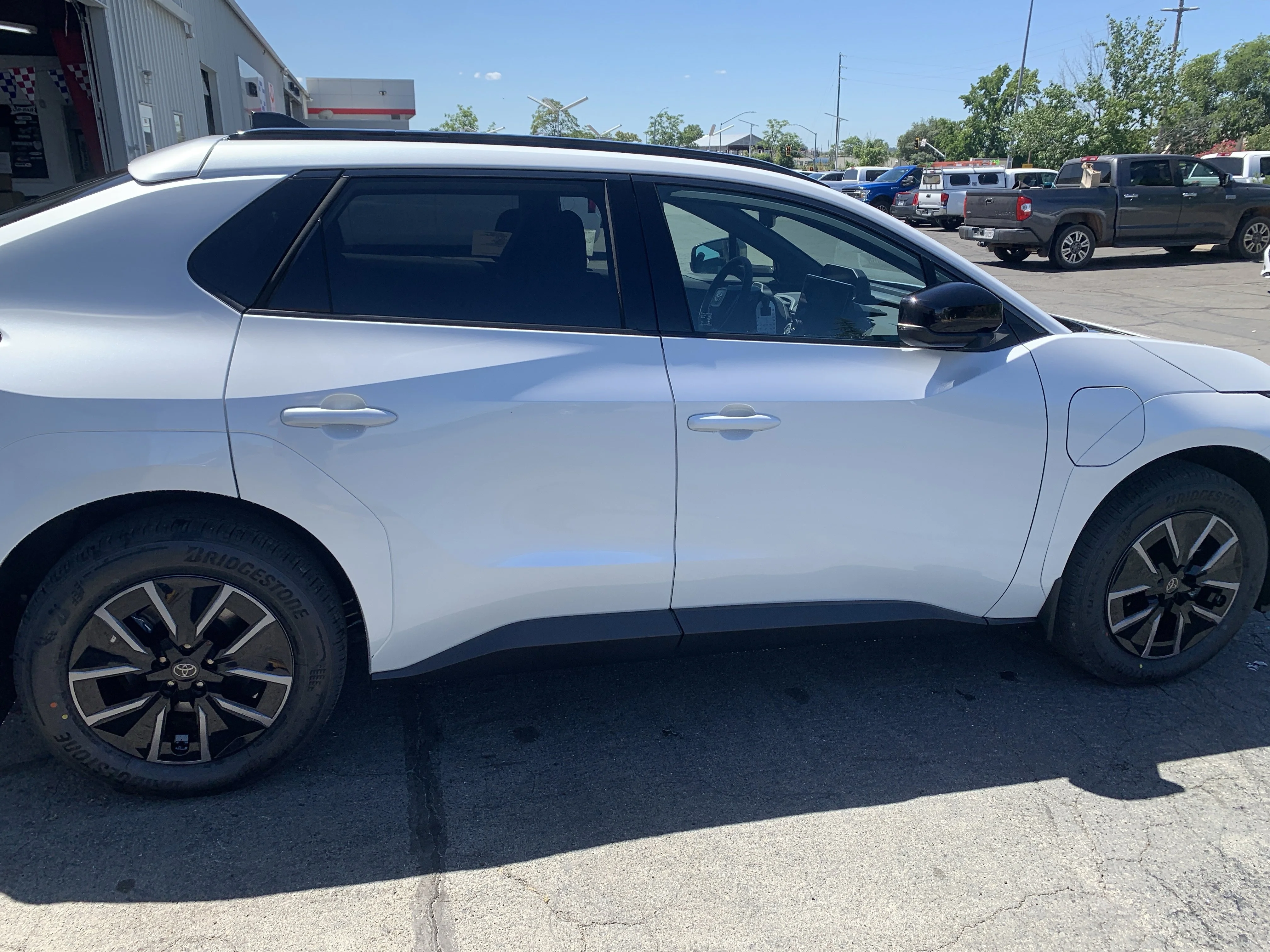 New 2026 Wind Chill Pearl Toyota XLE image 5