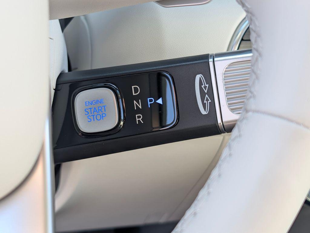 New 2026 Blue Hyundai SEL FWD image 30