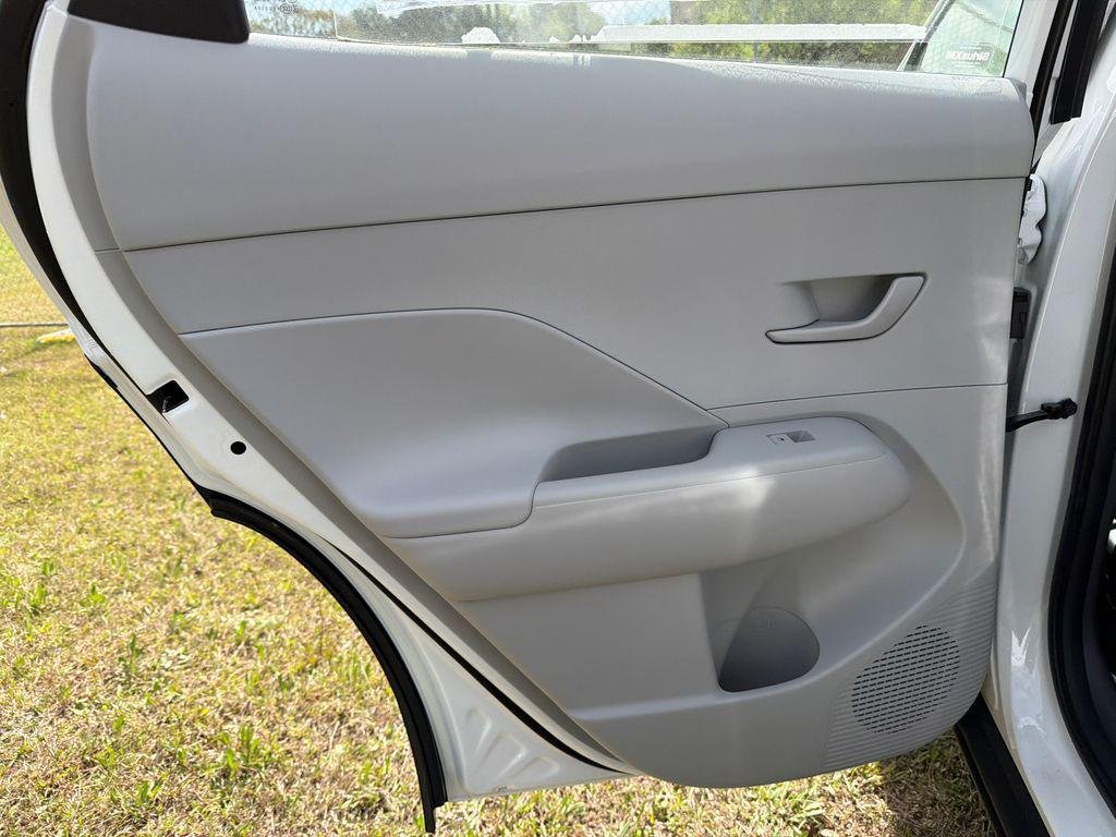 New 2026 White Hyundai SE FWD image 21