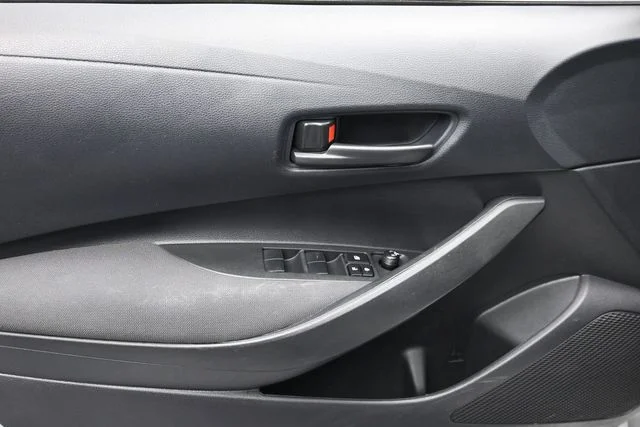 Used 2022 Silver Toyota LE image 7