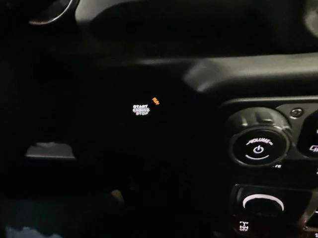 Used 2019 Bikini Pearlcoat Jeep Unlimited Rubicon image 20
