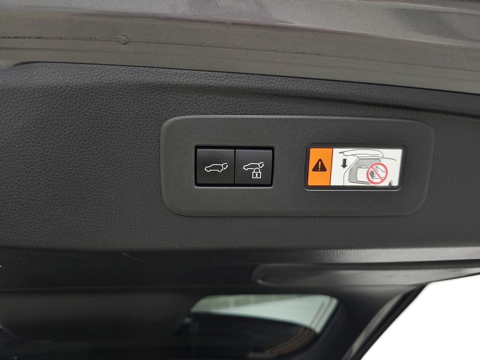Certified Used 2024 Nebula Lexus PREMIUM+ image 10