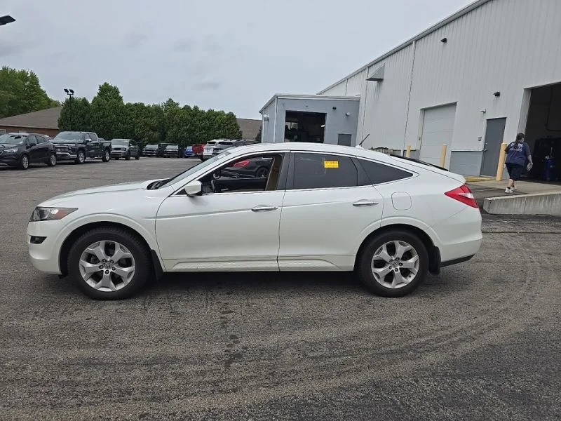 Used 2010  Honda EX-L image 4