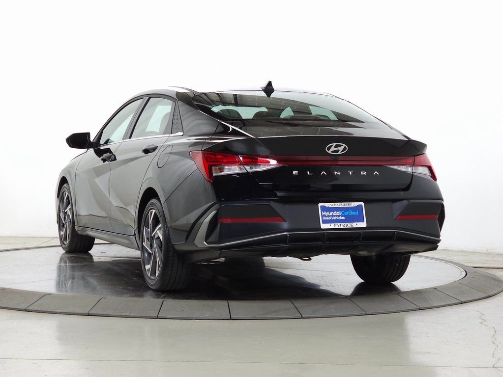 2025 Hyundai Elantra SEL - Photo 6