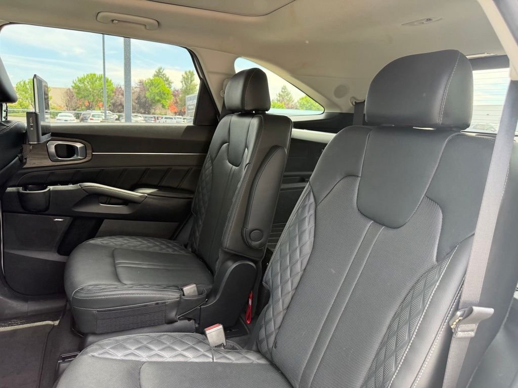 Used 2022 Glacial White Pearl Kia X-Line SX Prestige image 31