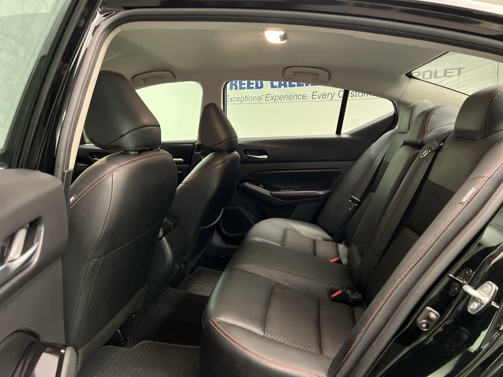 2025 Nissan Altima SR - Photo 22