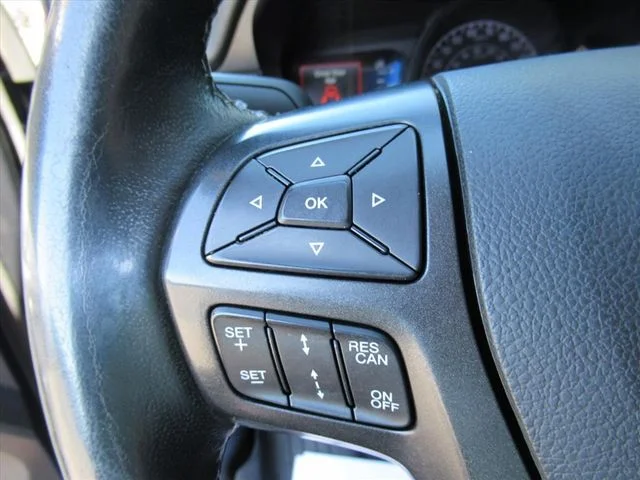 Used 2022 Black Ford Lariat image 28