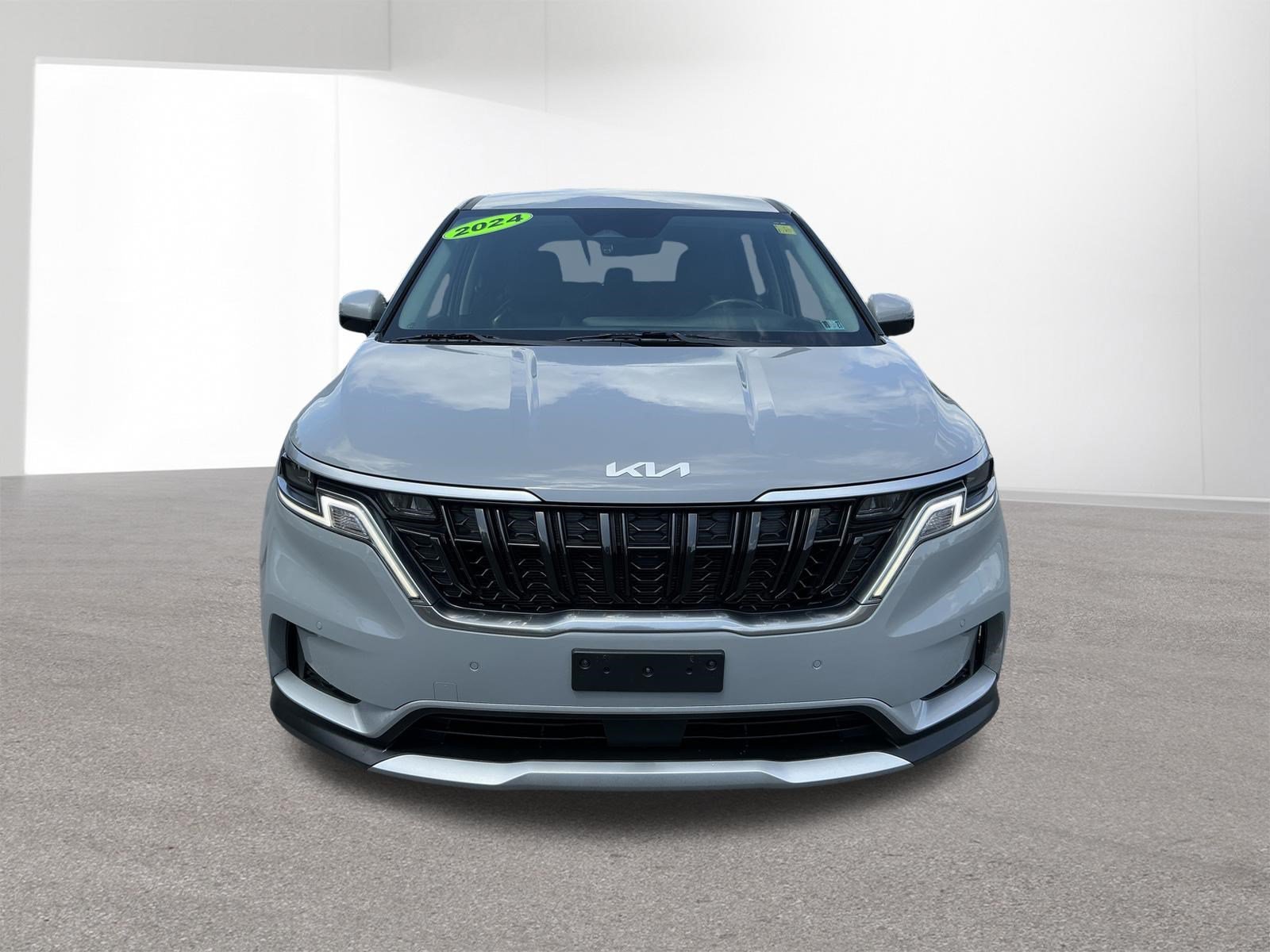 Certified Used 2024 Ceramic Silver Kia EX image 13