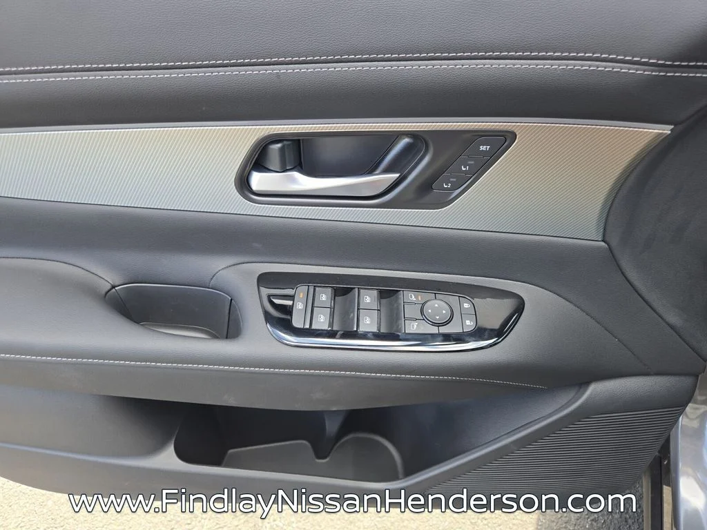 New 2026 Gun Metallic Nissan SL image 18