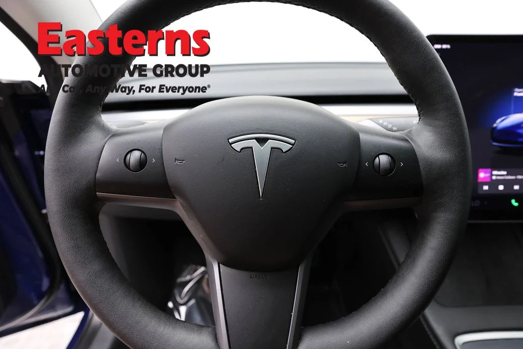 Used 2023 Blue Tesla Base image 10