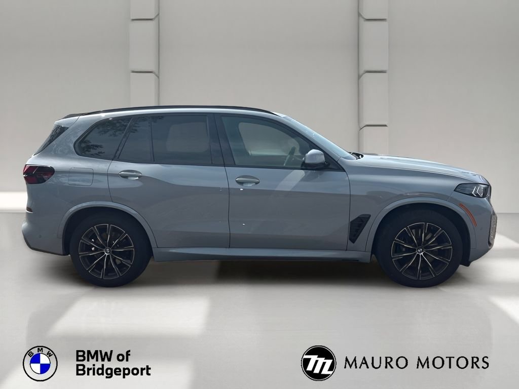 Certified Used 2024 Gray BMW xDrive40i image 7