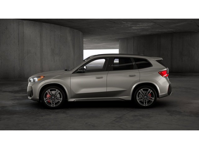 New 2027 Space Silver Metallic BMW xDrive28i image 4