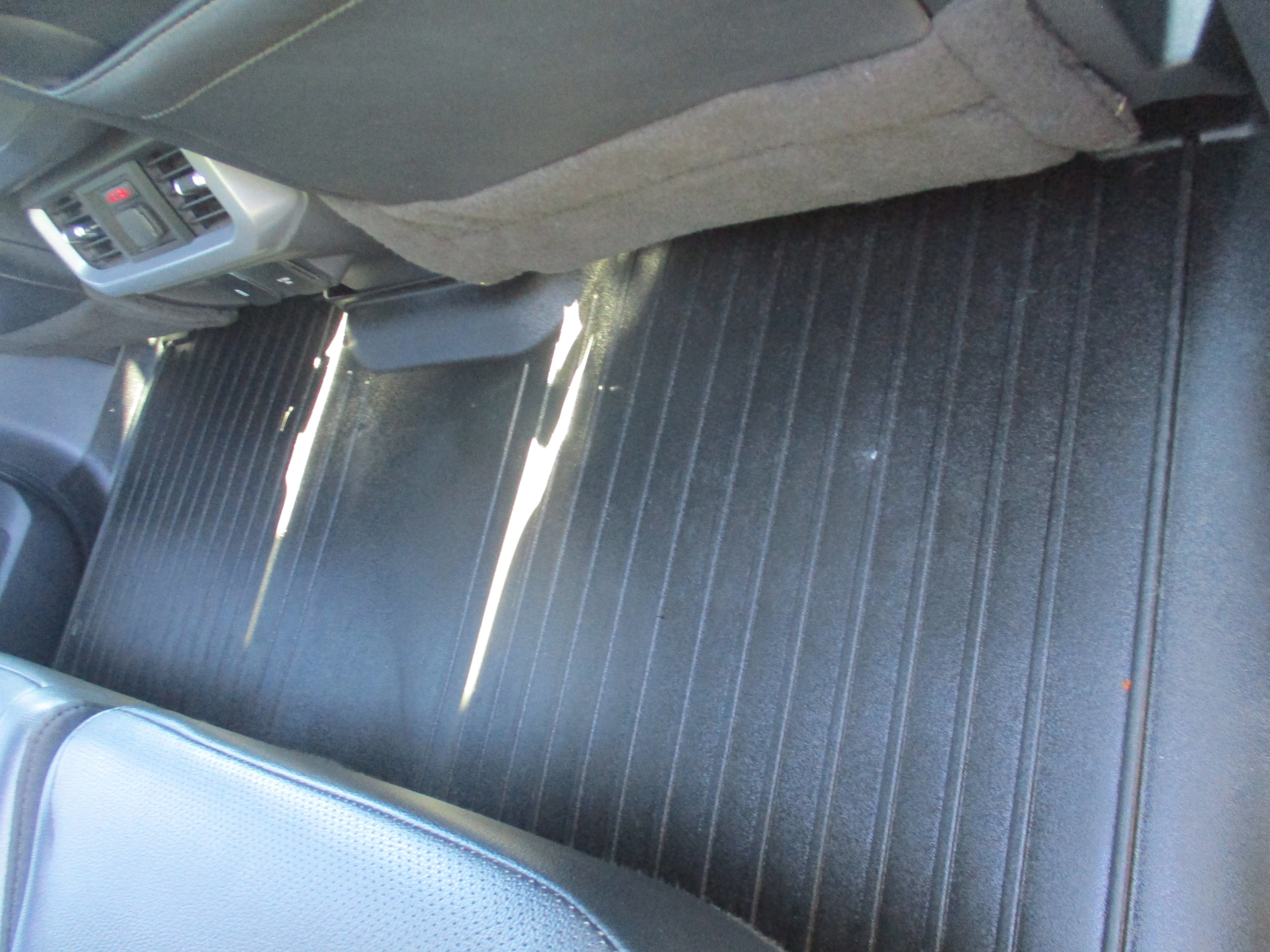 Used 2023 Azure Gray Metallic Tri-Coat Ford LARIAT image 46