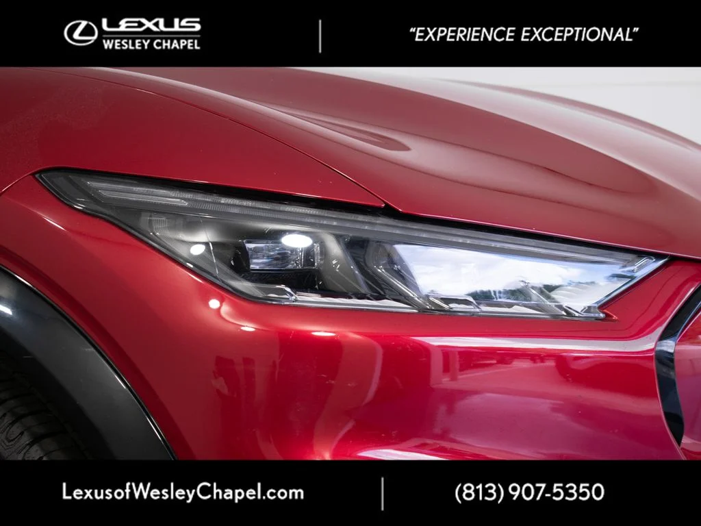 Used 2022 Red Ford Premium image 3
