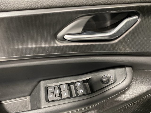 Used 2025 Bright White Clearcoat Jeep Altitude X image 23