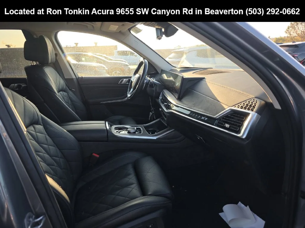Used 2025 Gray Metallic BMW xDrive40i image 7