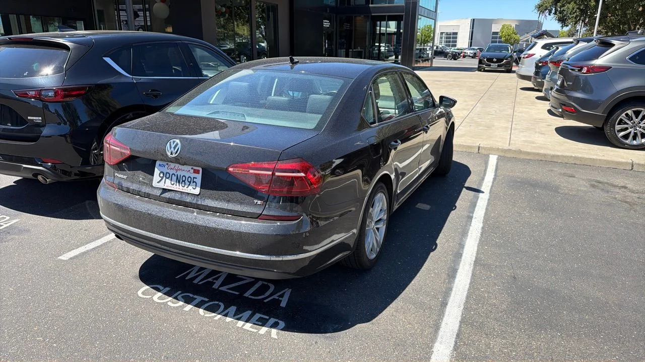 1VWLA7A36KC007156