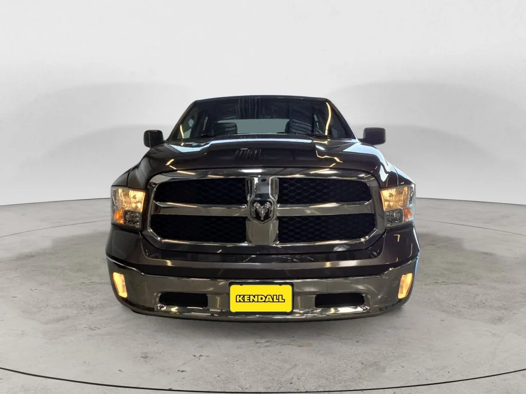 Used 2019 Gray Ram Tradesman image 2