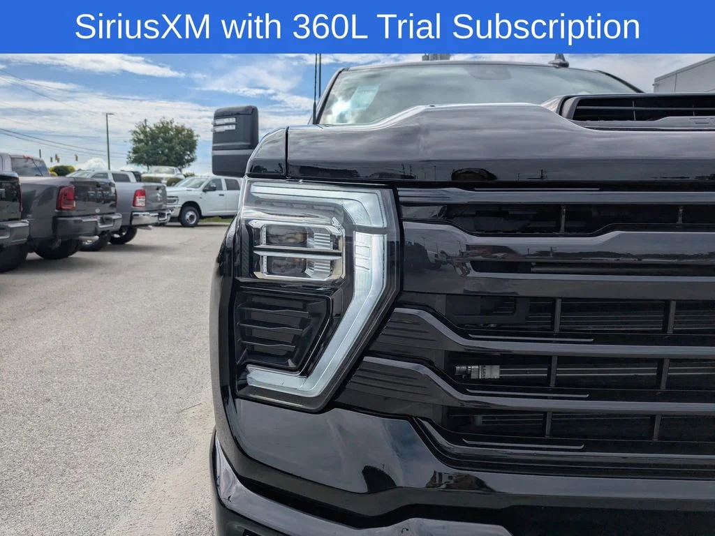 Used 2025 Black Chevrolet High Country image 10