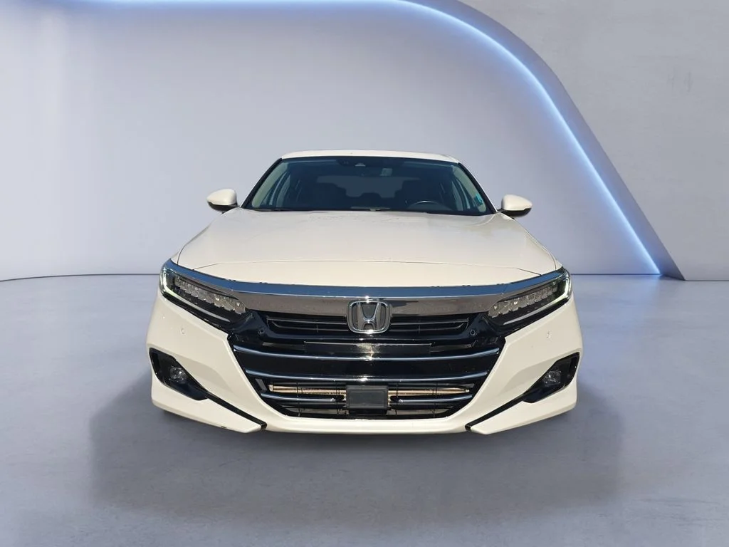 Used 2022 Platinum White Pearl Honda Touring image 9
