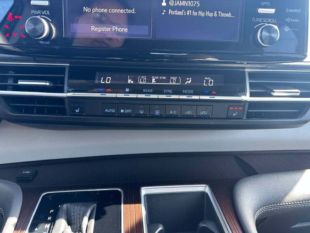 Used 2021 Cypress Toyota XLE image 17