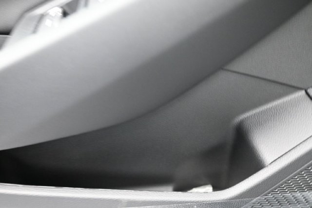 New 2026 Solar Silver Metallic Honda SE image 24