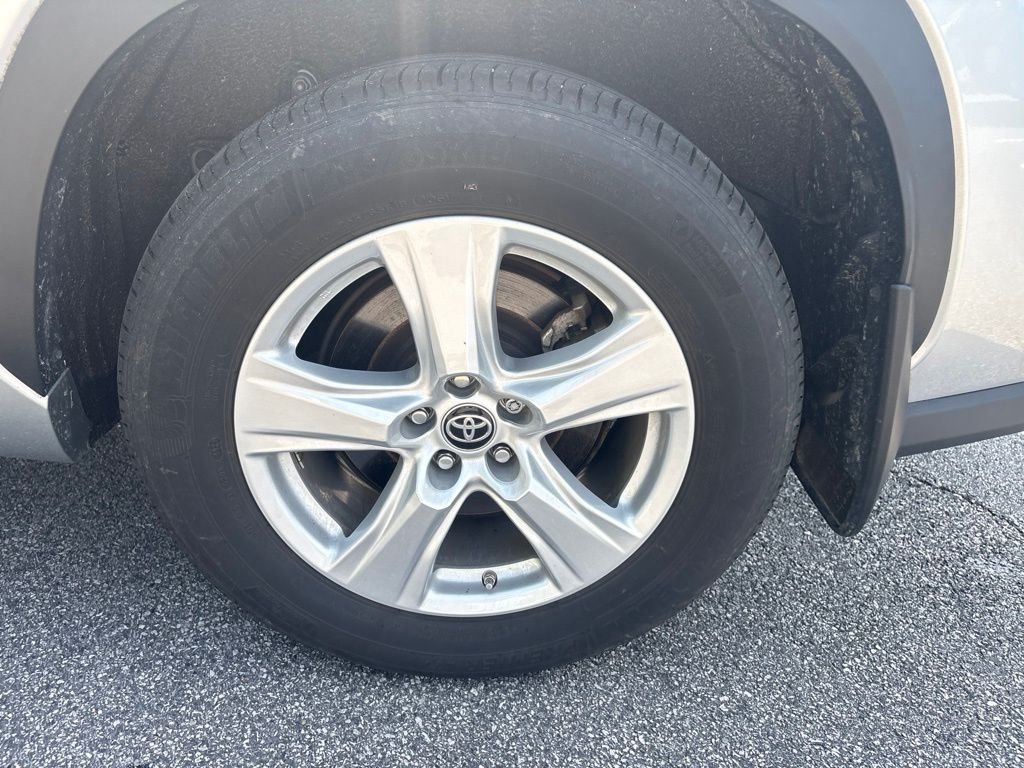 Used 2023 Silver Toyota LE image 26