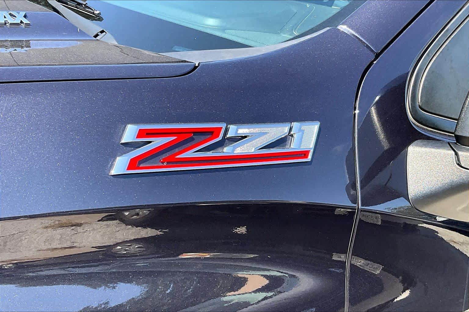 Used 2023 Dark Ash Metallic Chevrolet LT image 10