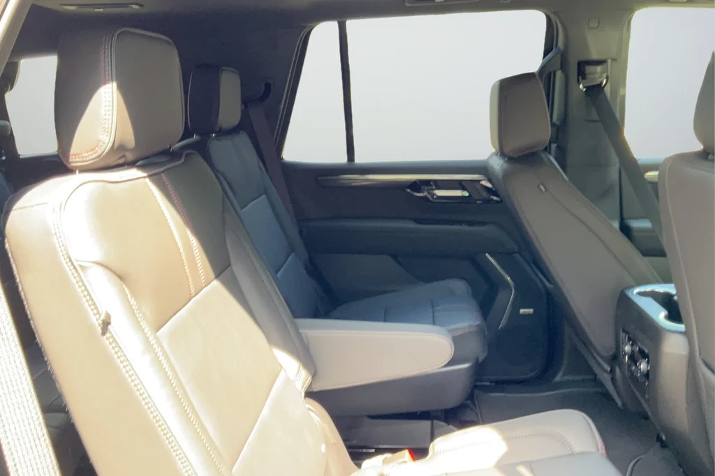 2026 Chevrolet Tahoe RST - Photo 19
