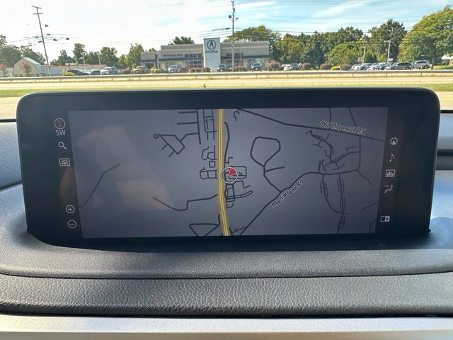 Used 2022 White Lexus 450h image 31