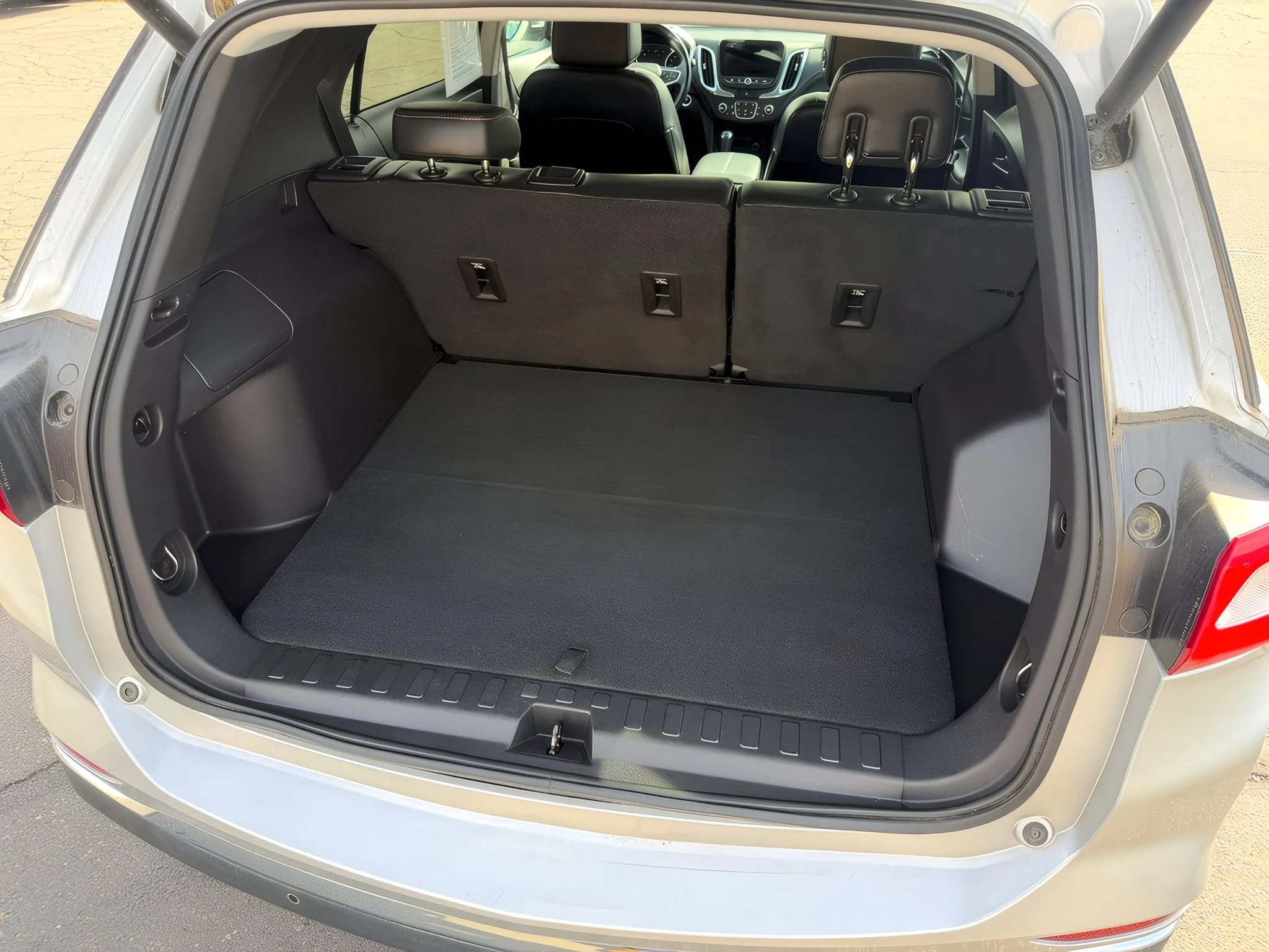 2019 Chevrolet Equinox Premier - Photo 12