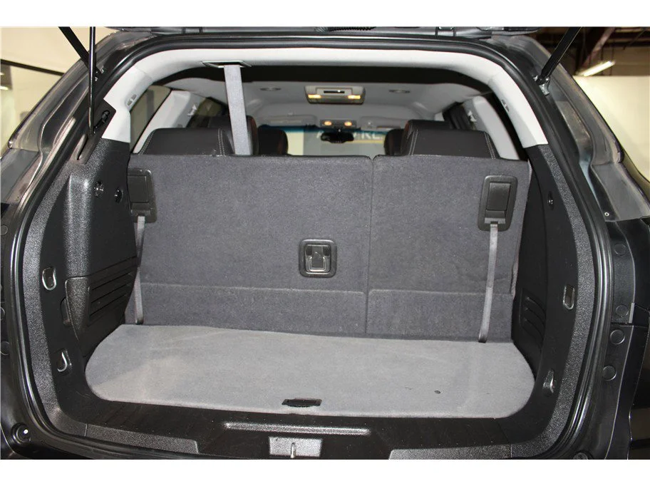 Used 2015 Tungsten Metallic Chevrolet LT image 19