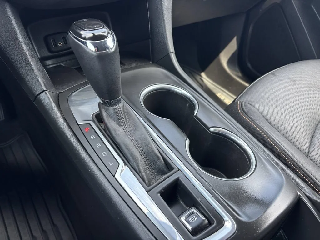 Used 2018 CAJUN RED TINTCOAT Chevrolet Premier image 35