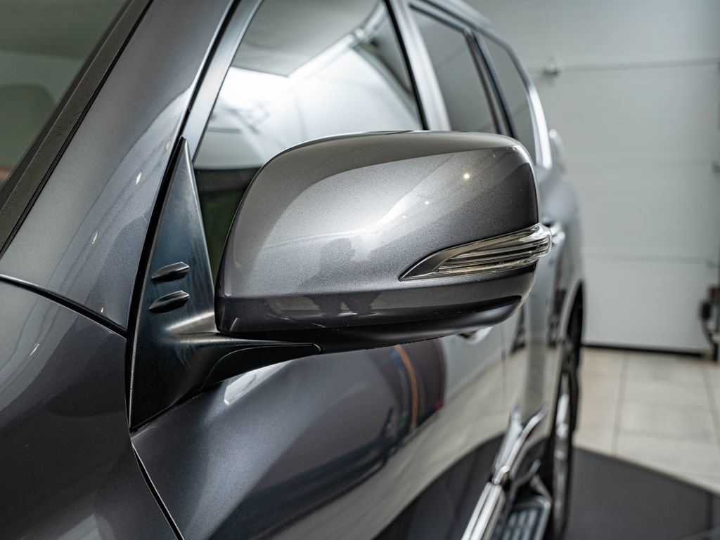 Used 2016 Nebula Gray Pearl Lexus 460 image 9