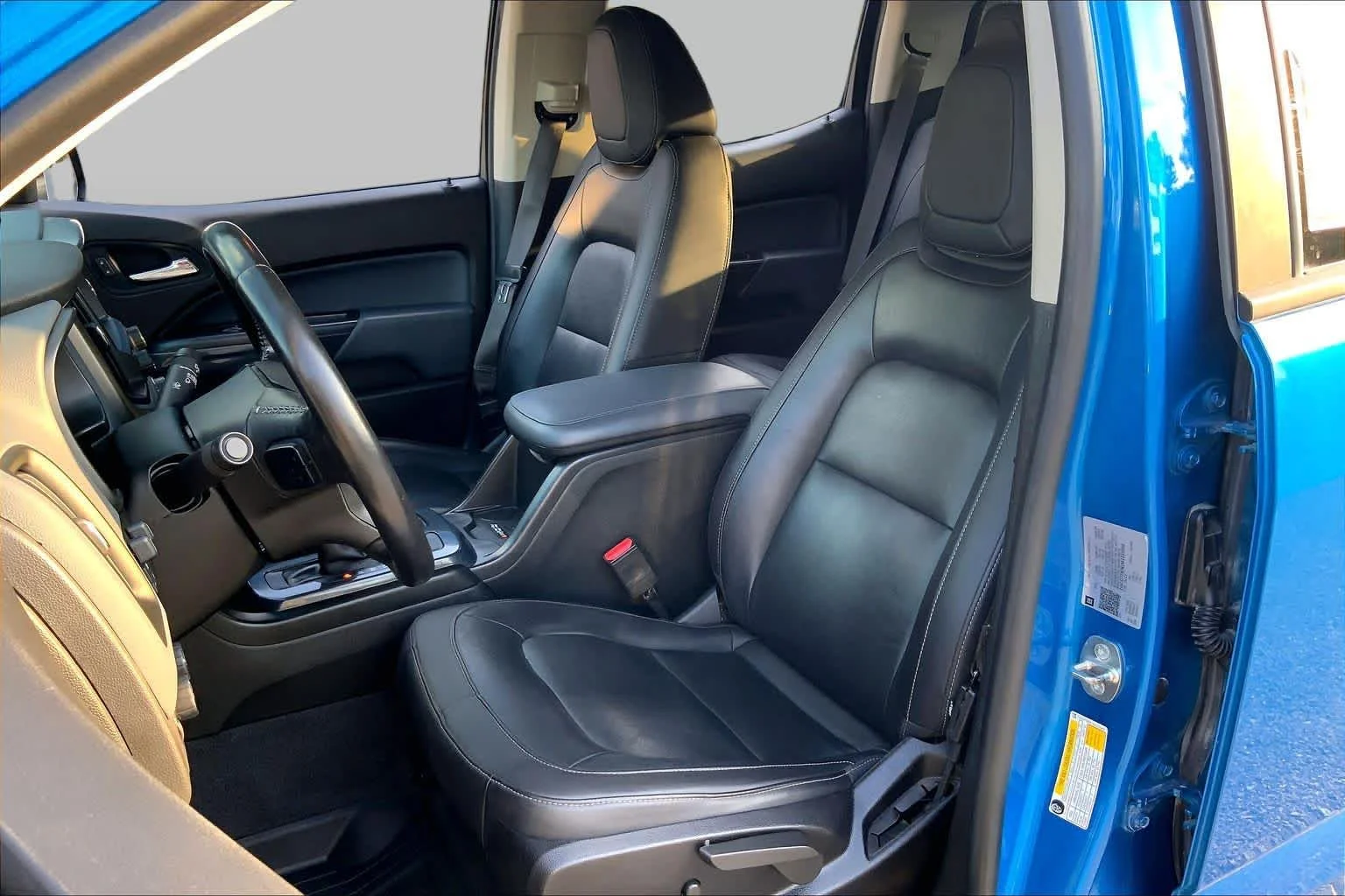 Used 2021 Bright Blue Metallic Chevrolet 4WD Z71 image 8