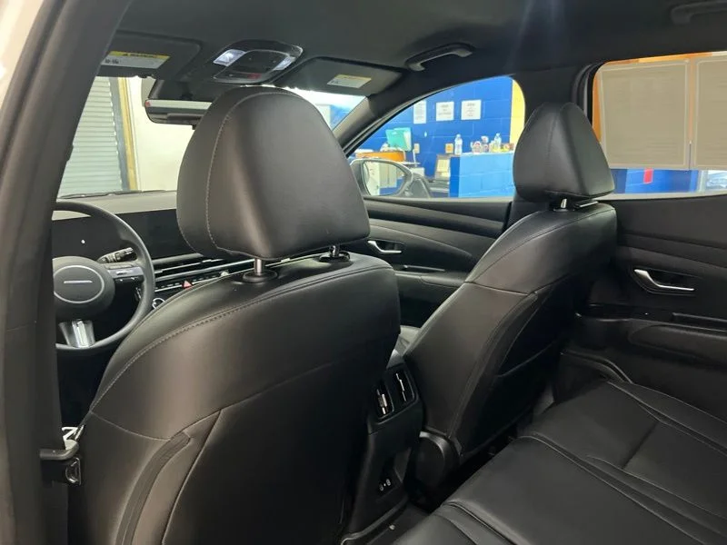 Used 2025 White Hyundai SEL image 15
