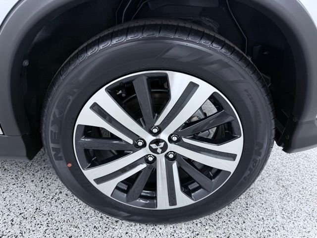 2025 Mitsubishi Outlander Sport SE - Photo 17