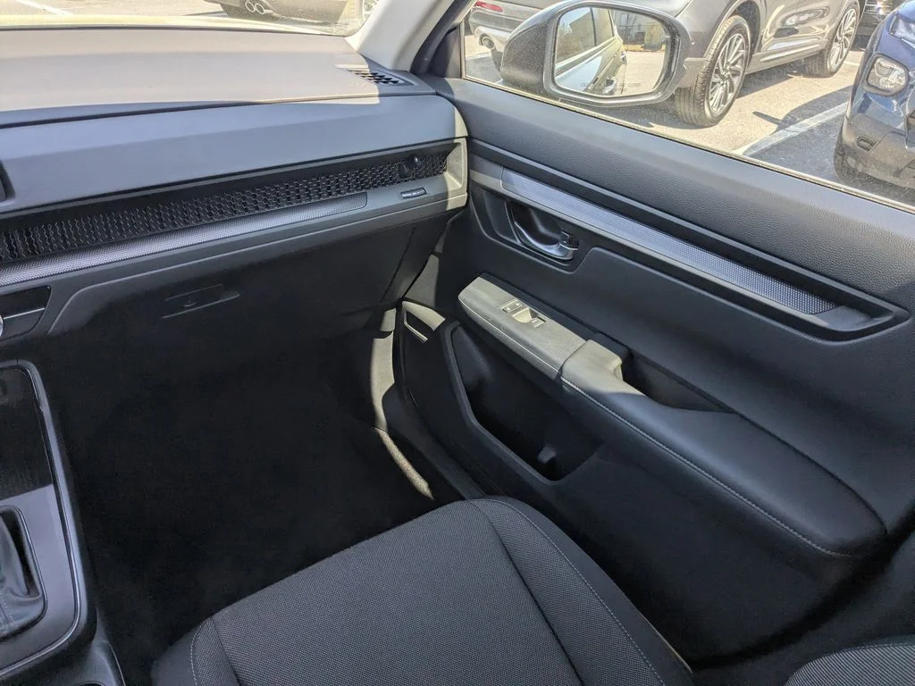 Used 2024  Honda LX image 19