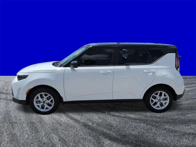 Certified Used 2025 Clear White / Black Roof Kia S image 7
