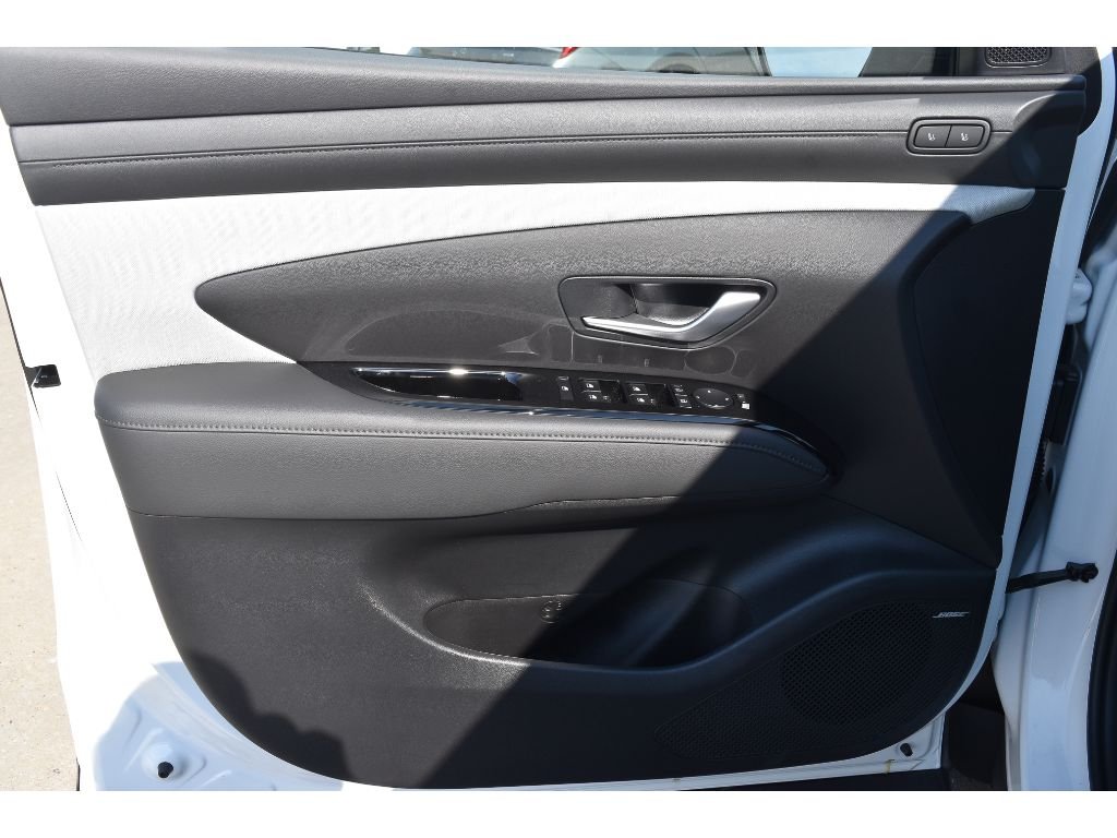 2026 Hyundai Santa Cruz Limited - Photo 12