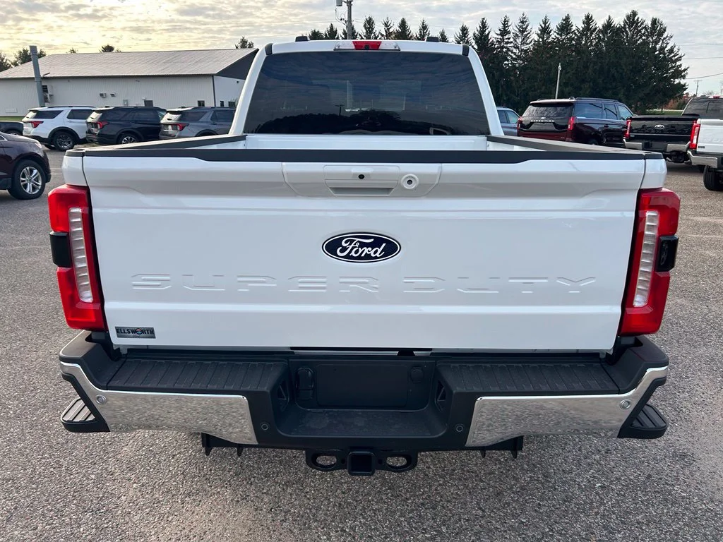 New 2027 Star White Metallic Tri-Coat Ford F-350® Lariat® image 6