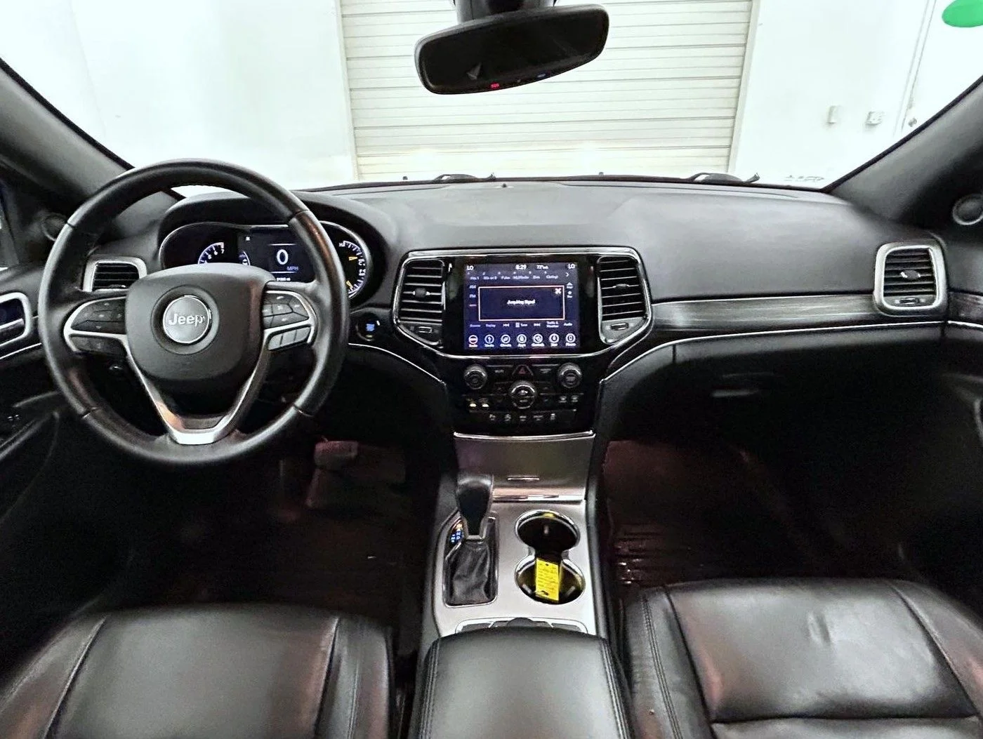 Used 2019 Silver Jeep Limited image 13