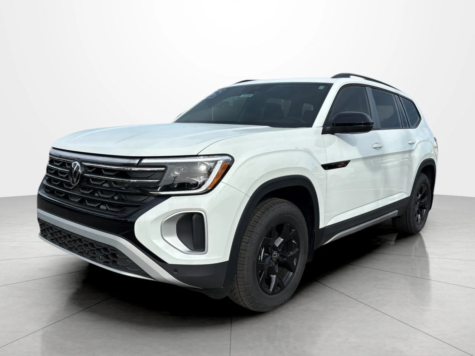 New 2025 Pure White Volkswagen 2.0T Peak Edition image 1