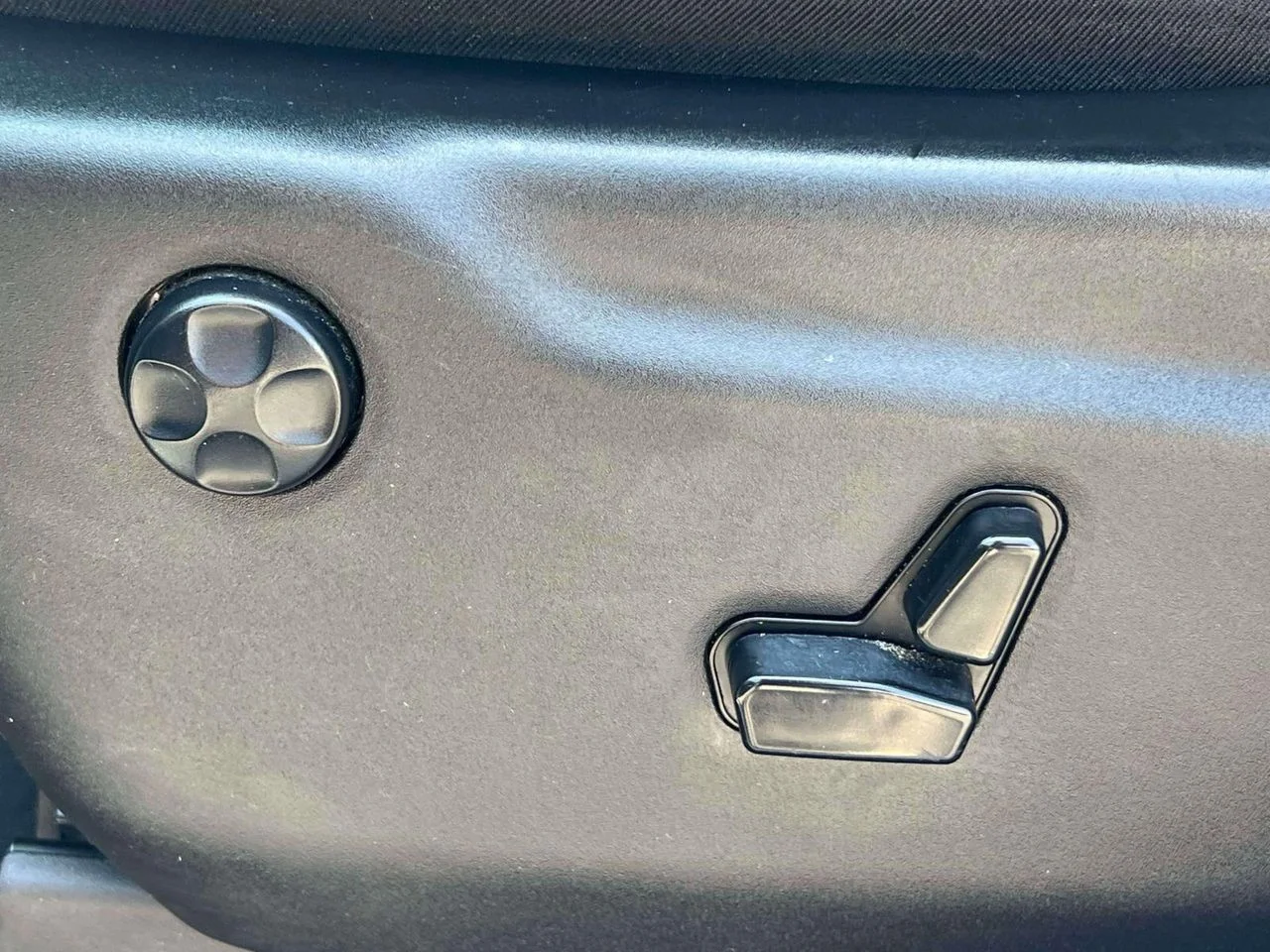 Used 2019 White Knuckle Clearcoat Dodge GT AWD image 17