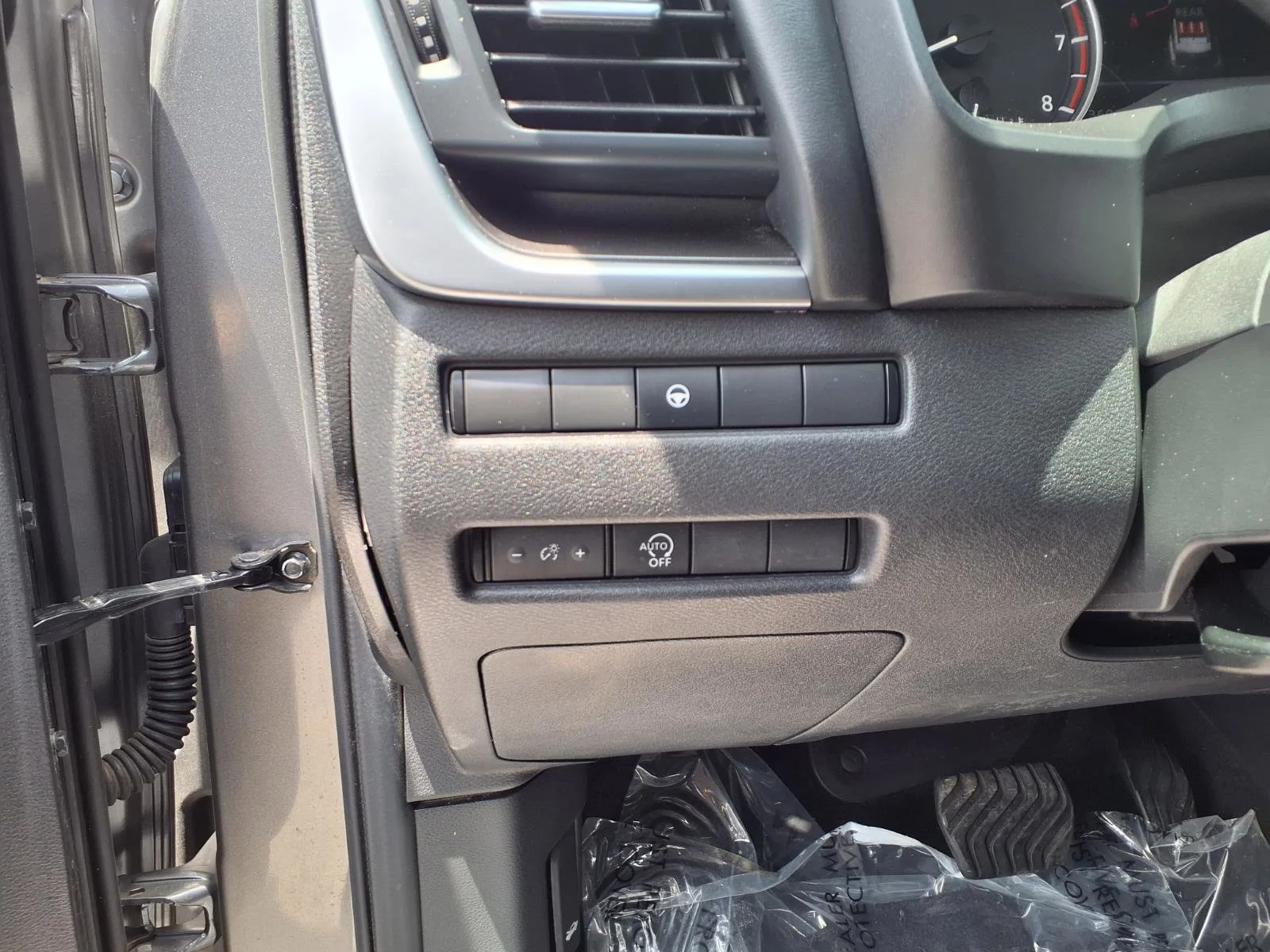 Used 2023 Gun Metallic Nissan SV image 12